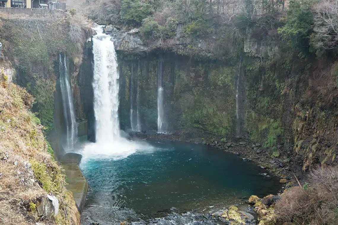 音止の滝