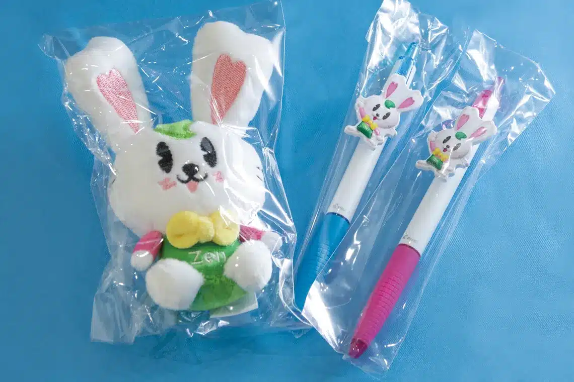 来場者へ配布した協会オリジナルグッズ（内容は会場により異なる）