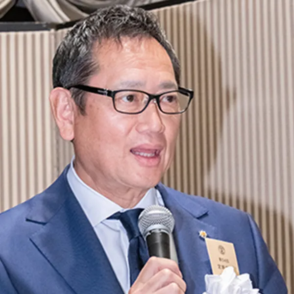横山鷹史 総務委員長